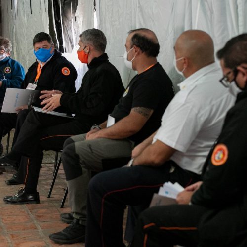 Reunión con jefes de bomberos